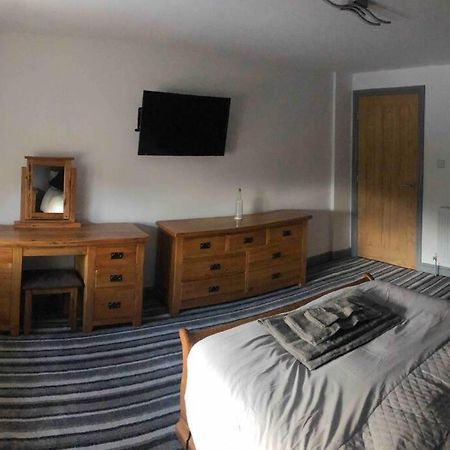 2 Bedroom Apartment, Cononley Near Skipton Exterior photo