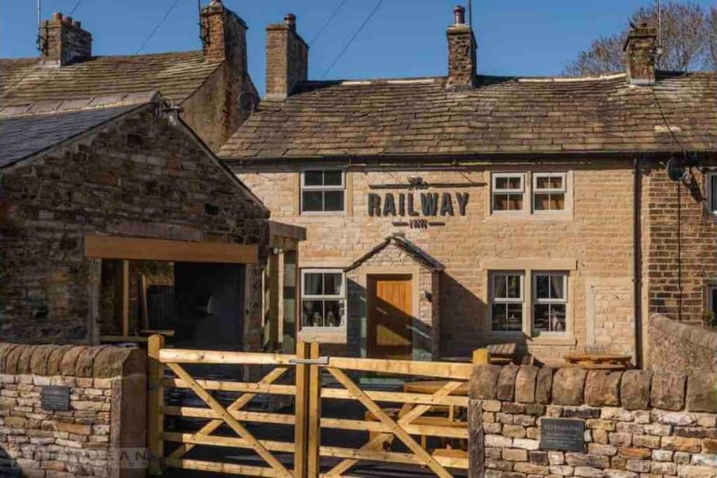 2 Bedroom Apartment, Cononley Near Skipton Exterior photo